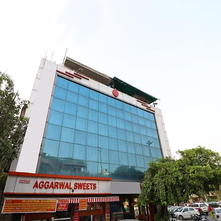 Oyo 2705 Hotel Preet Palace 新德里 外观 照片