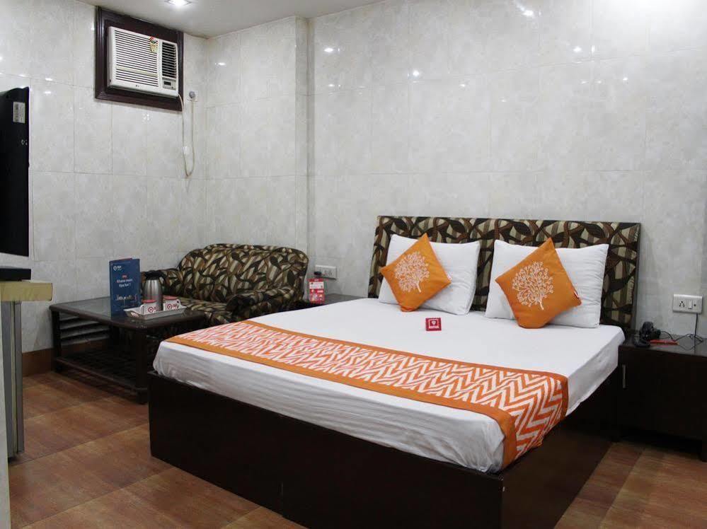 Oyo 2705 Hotel Preet Palace 新德里 外观 照片