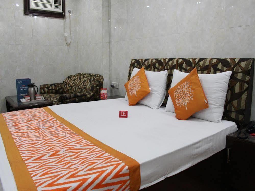 Oyo 2705 Hotel Preet Palace 新德里 外观 照片