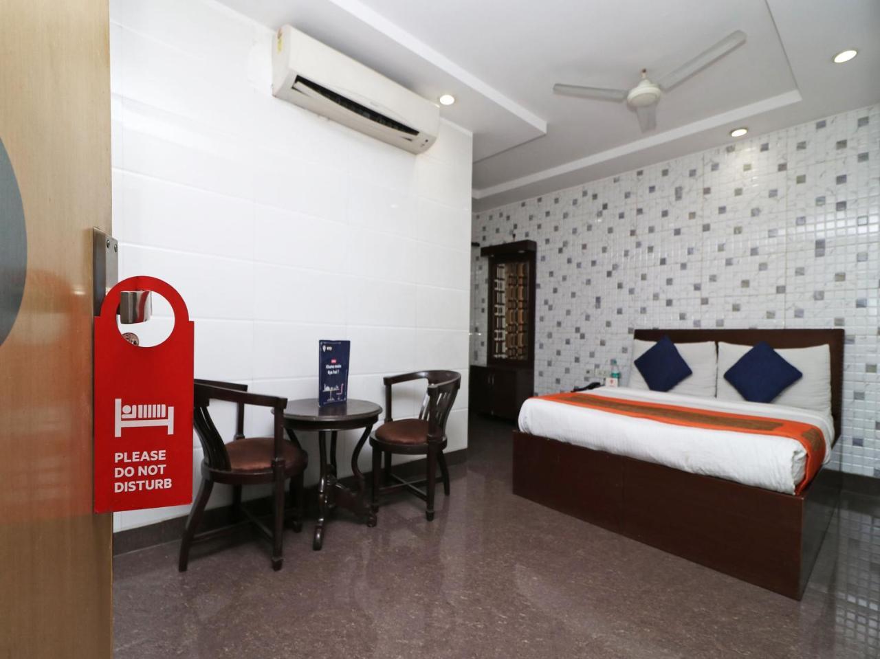 Oyo 2705 Hotel Preet Palace 新德里 外观 照片