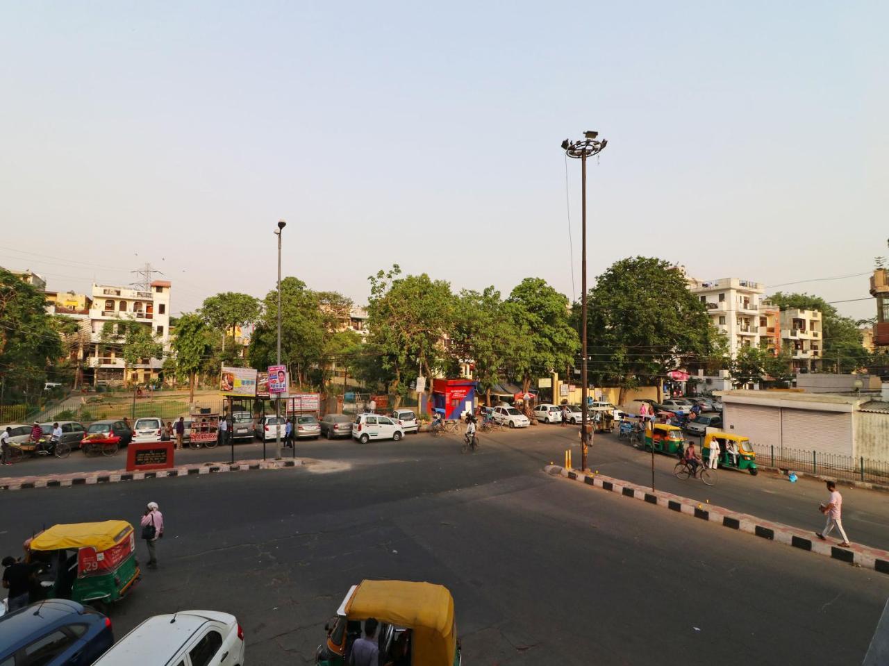 Oyo 2705 Hotel Preet Palace 新德里 外观 照片